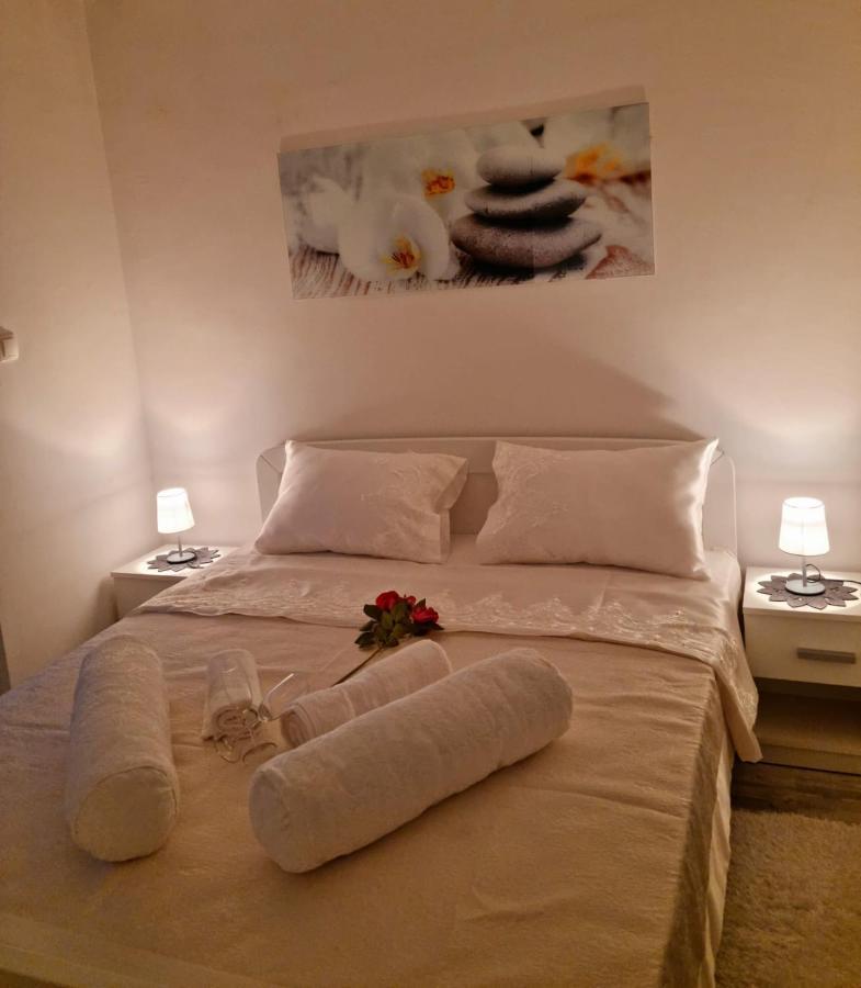 מאקרסקה Apartman Nikol מראה חיצוני תמונה