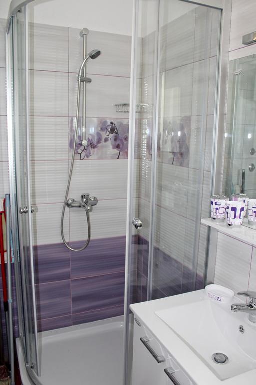 מאקרסקה Apartman Nikol מראה חיצוני תמונה